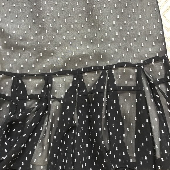 LOFT Skirt - Picture 3 of 4